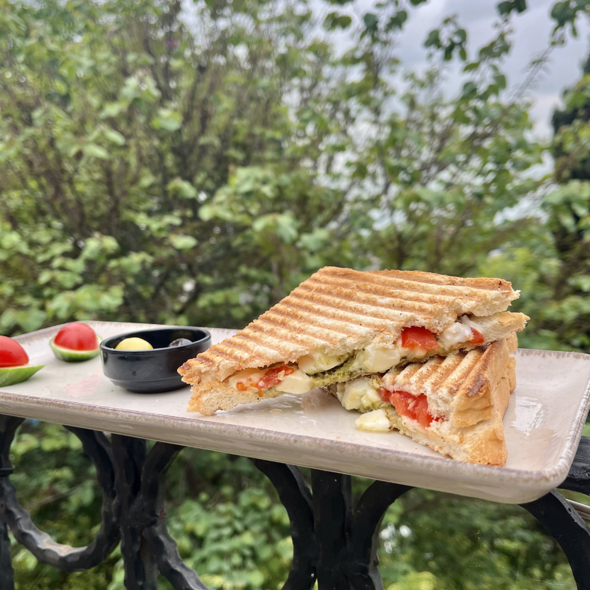  Tostlar ve Sandviç / Toasts & Sandwiches